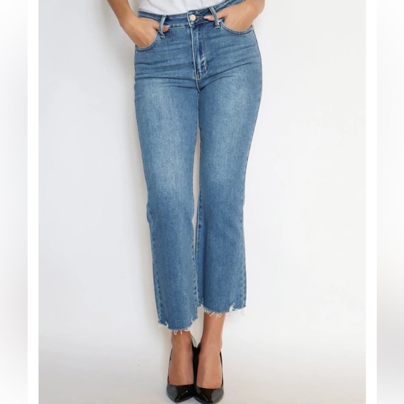 🟠NWT JUST BLACK (JBD) High Rise Cropped Flare Jeans w/Distressed Hem in Black - Picture 11 of 13